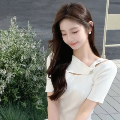 退婚后，我成了渣男的首富叔母